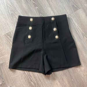(Almost New) Zara Black Button-Detail Women's Shorts